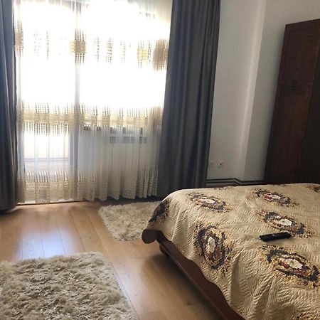 Peninsula Apartment, Constanţa Buitenkant foto