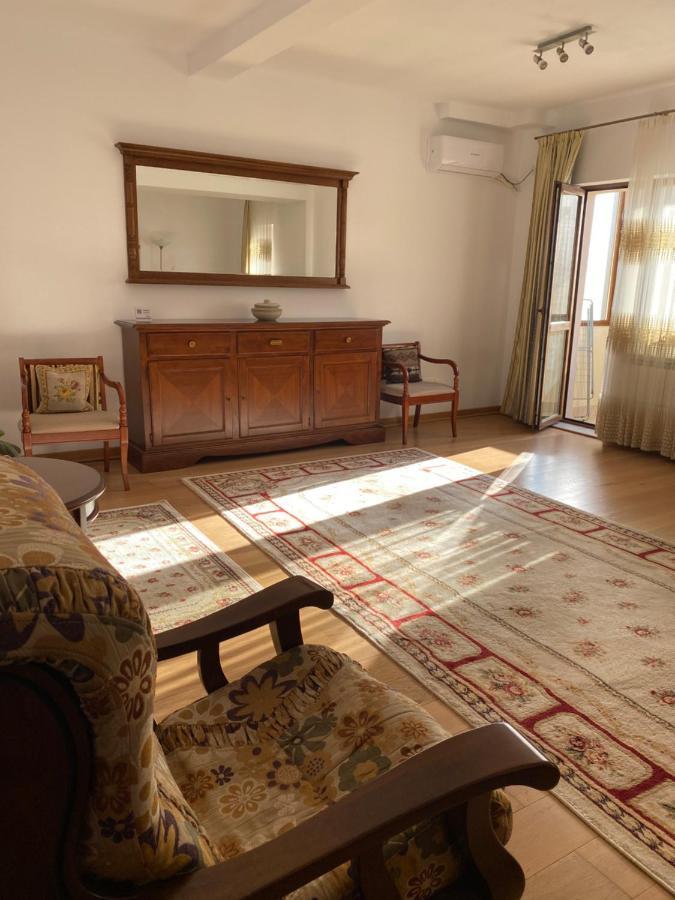 Peninsula Apartment, Constanţa Buitenkant foto